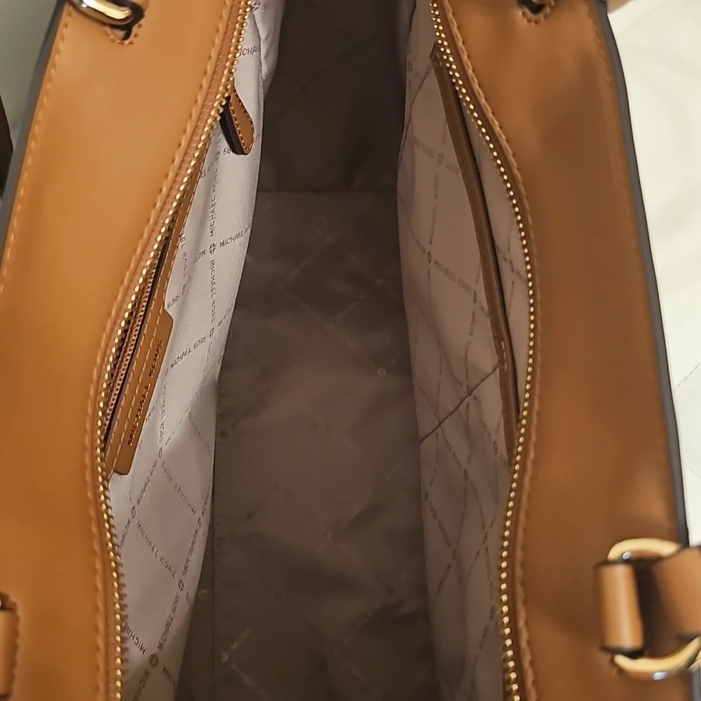 Michael Kors Harrison Large Tote